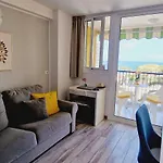 Hébergement de vacances Copacabana Luxury Ocean View *